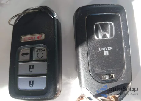 2016 Honda Accord Ex-L z USA, uszkodzony, nr VIN 1HGCR2F92GA132574